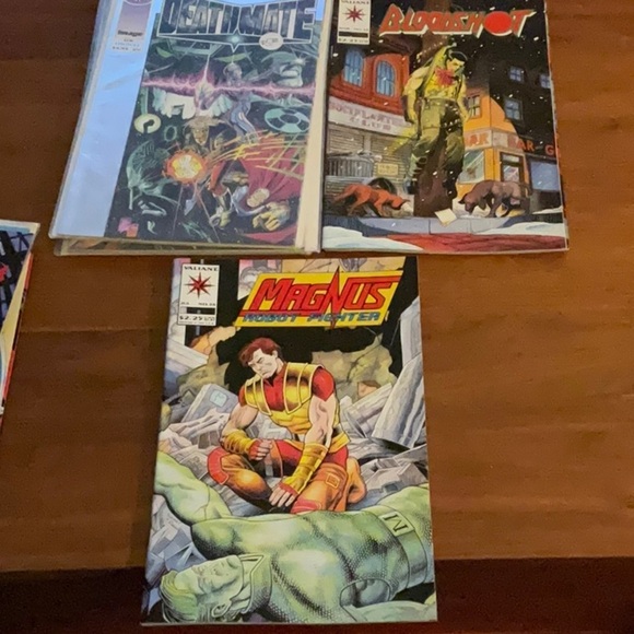 Bundle of 13 Various Valiant Comics - Picture 5 of 7